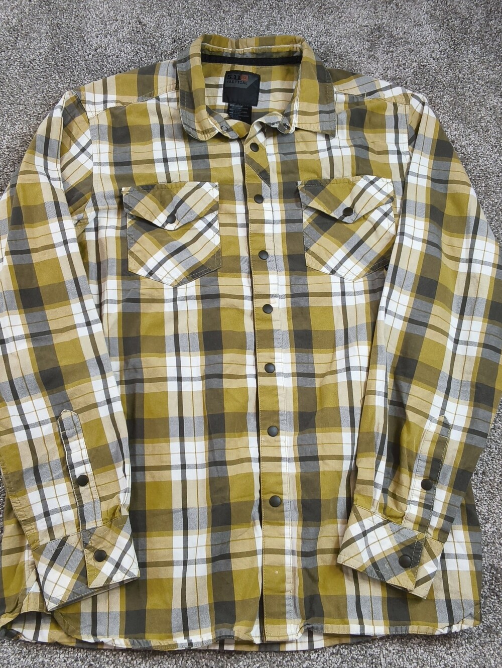 5.11 Tactical Shirt Mens Size Medium Green Plaid Flannel Snap Long Sleeve
